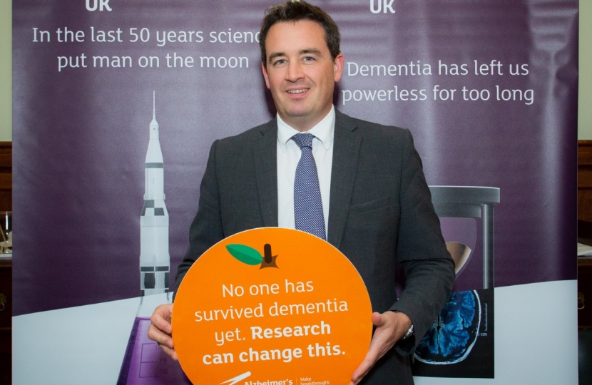 MP joins Alzheimer’s Research UK to support dementia research