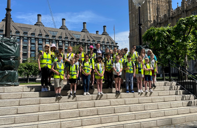 MP welcomes local school children to Parliament
